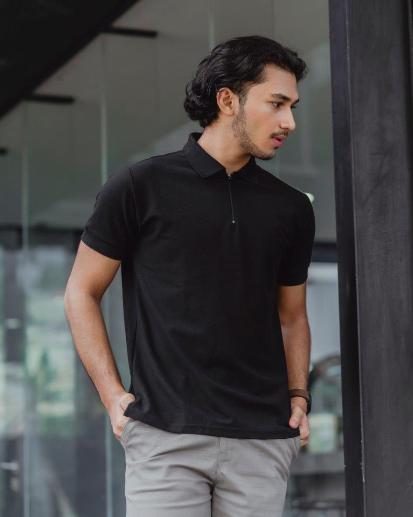 SOM - Black Short Sleeve Polo Shirt with Zipper